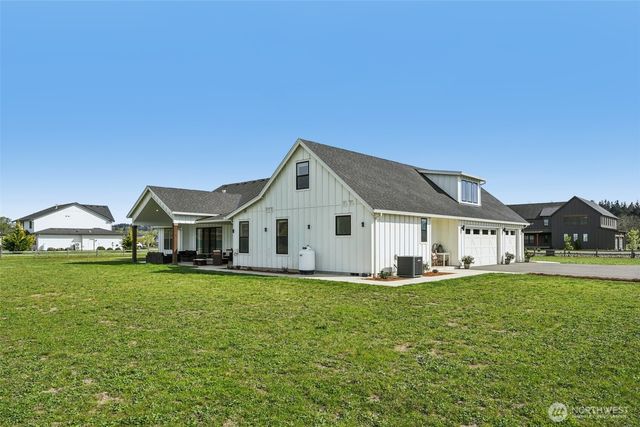 270 Tulip Lane, Woodland, WA 98674