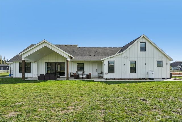 270 Tulip Lane, Woodland, WA 98674