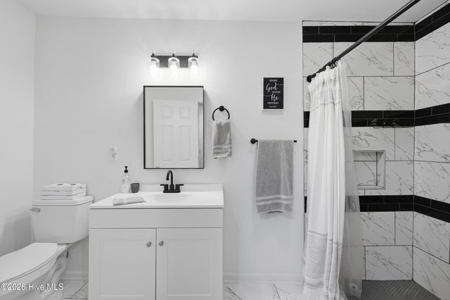 901 Tuscarora Avenue, Elizabeth City, NC 27909