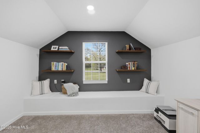 901 Tuscarora Avenue, Elizabeth City, NC 27909