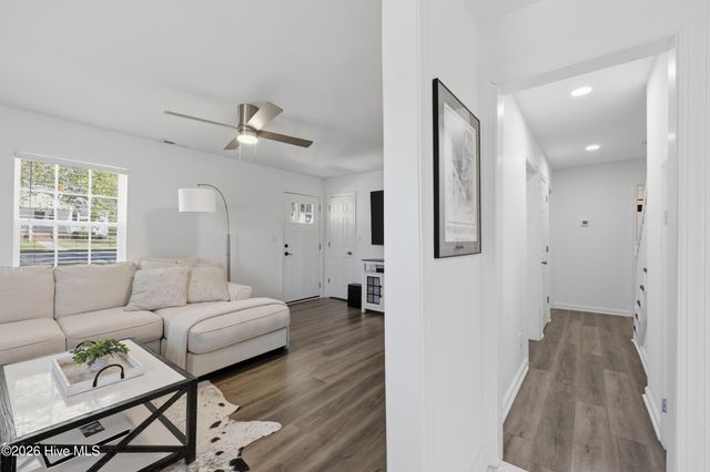 901 Tuscarora Avenue, Elizabeth City, NC 27909