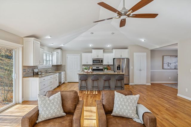 1549 Heller Ridge, Spring Hill, TN 37174