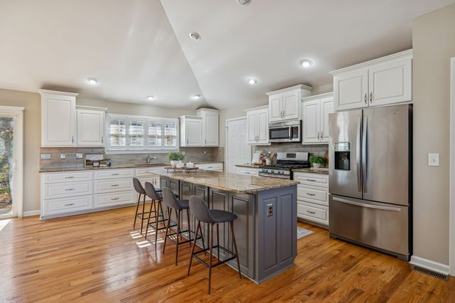 1549 Heller Ridge, Spring Hill, TN 37174