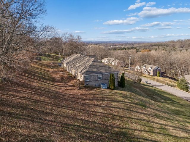 1549 Heller Ridge, Spring Hill, TN 37174