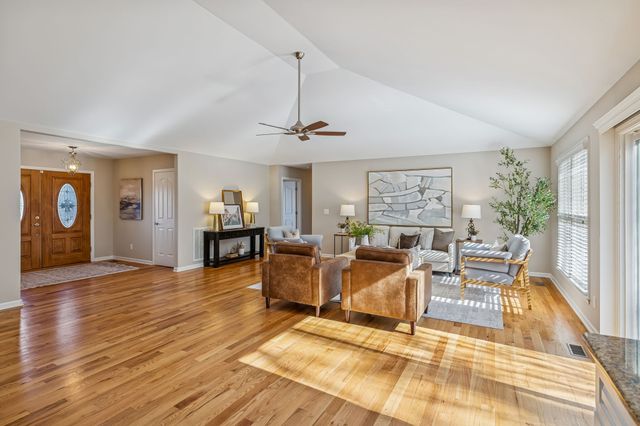 1549 Heller Ridge, Spring Hill, TN 37174