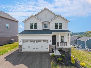 519 Blake Dr, Jackson Twp, PA 16063