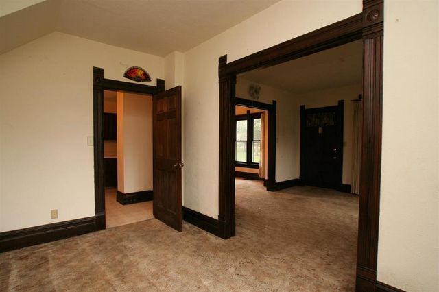 1130 Burr Oak Court, Janesville, WI 53545