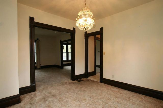 1130 Burr Oak Court, Janesville, WI 53545