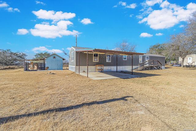 18065 County Road 163, Elmendorf, TX 78112