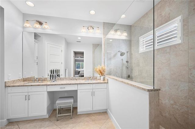 6343 Antigua WAY, Naples, FL 34113