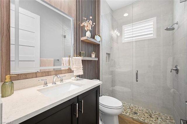 6343 Antigua WAY, Naples, FL 34113