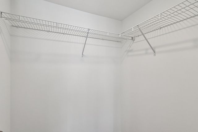 553 Yosemite Way, Mundelein, IL 60060