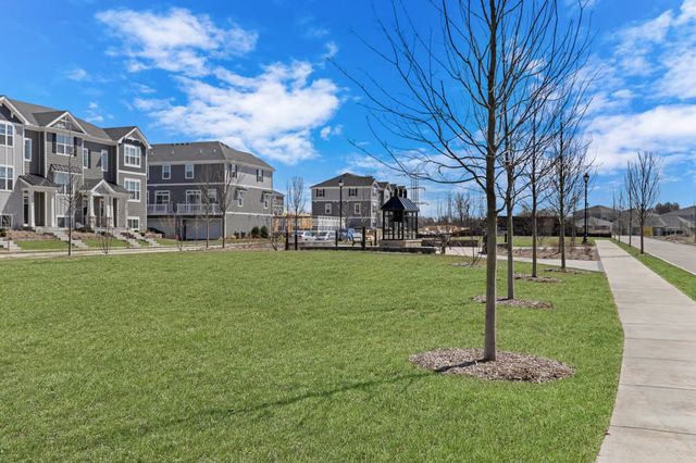 553 Yosemite Way, Mundelein, IL 60060