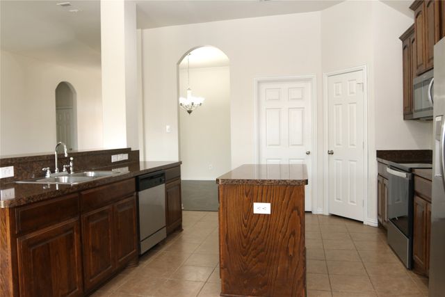 1200 Cedar Branch Drive, Wylie, TX 75098