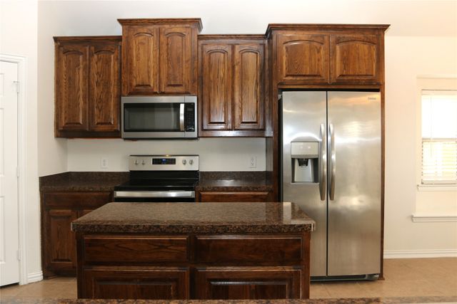 1200 Cedar Branch Drive, Wylie, TX 75098