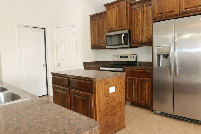 1200 Cedar Branch Drive, Wylie, TX 75098