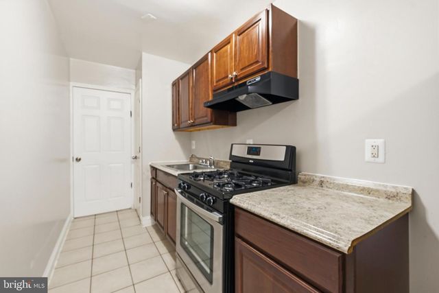 2808 BUENA VISTA TER SE, Washington, DC 20020