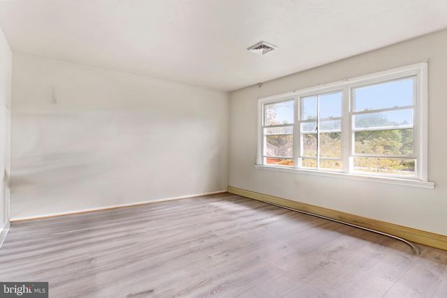 3620 TUDOR DR, Harrisburg, PA 17109