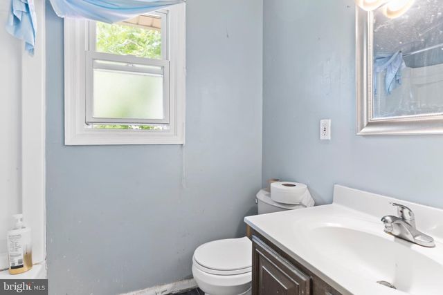 3620 TUDOR DR, Harrisburg, PA 17109