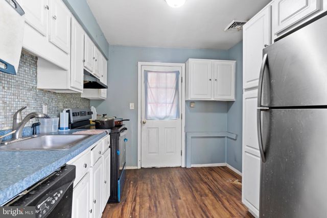 3620 TUDOR DR, Harrisburg, PA 17109