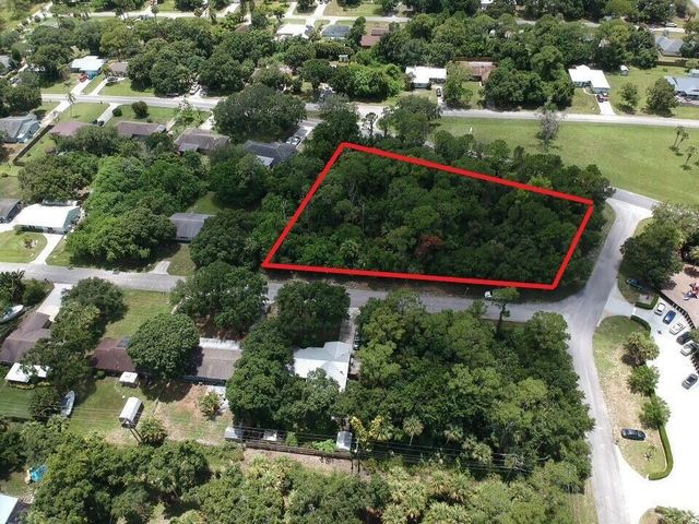 8702 Fort Pierce Boulevard, Fort Pierce, FL 34951