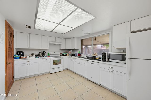 540 S VALENCIA --, Mesa, AZ 85202