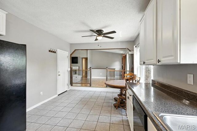 47 Valley View Drive, Saint Peters, MO 63376
