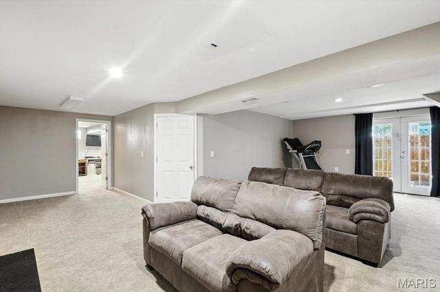 47 Valley View Drive, Saint Peters, MO 63376