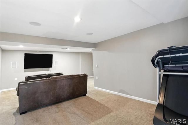 47 Valley View Drive, Saint Peters, MO 63376