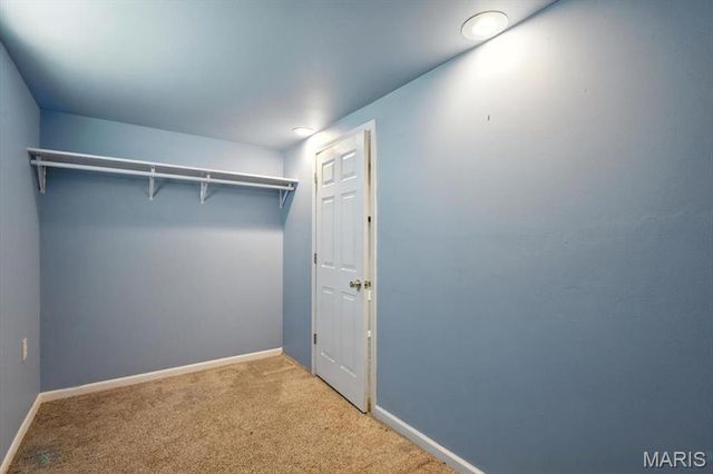 47 Valley View Drive, Saint Peters, MO 63376