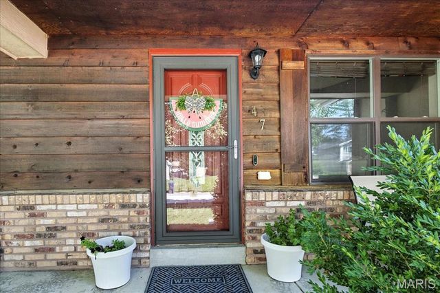 47 Valley View Drive, Saint Peters, MO 63376