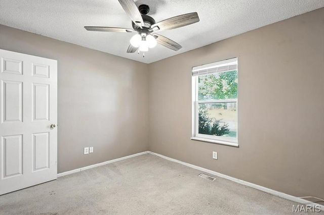47 Valley View Drive, Saint Peters, MO 63376