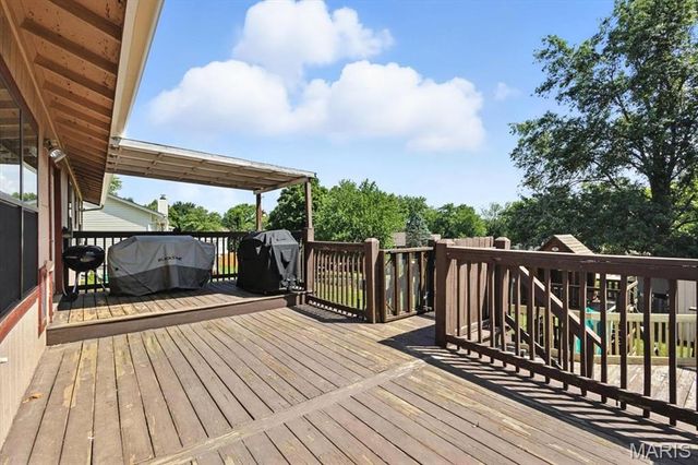 47 Valley View Drive, Saint Peters, MO 63376