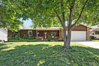47 Valley View Drive, Saint Peters, MO 63376