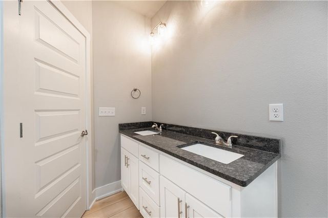 2180 W Million Lane, Fayetteville, AR 72704