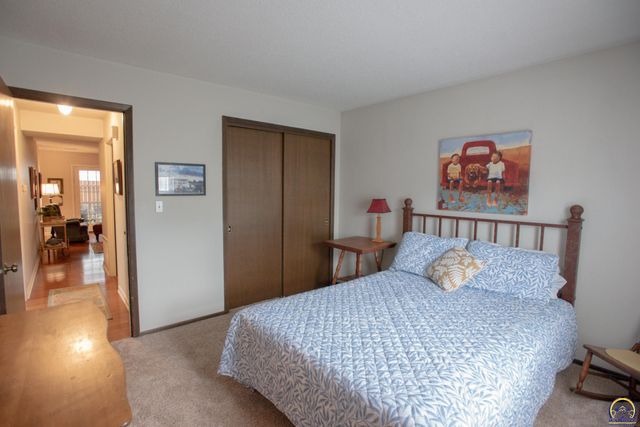 5815 SW 22nd Ter Apt 1, Topeka, KS 66614