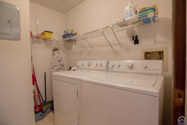 5815 SW 22nd Ter Apt 1, Topeka, KS 66614