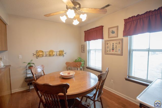 5815 SW 22nd Ter Apt 1, Topeka, KS 66614