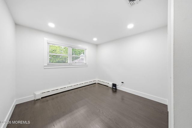 22 Macedulski Terrace, South Amboy, NJ 08879