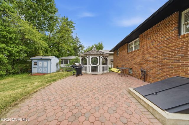 22 Macedulski Terrace, South Amboy, NJ 08879