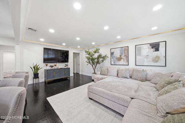 22 Macedulski Terrace, South Amboy, NJ 08879