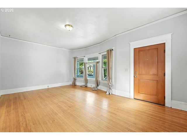1917 Ne 10TH Ave Ne, Portland, OR 97212