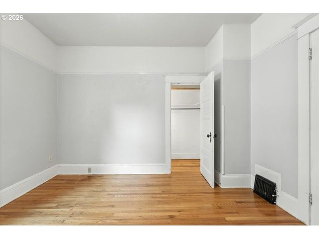 1917 Ne 10TH Ave Ne, Portland, OR 97212