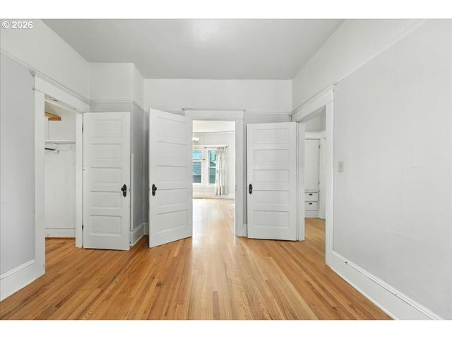 1917 Ne 10TH Ave Ne, Portland, OR 97212