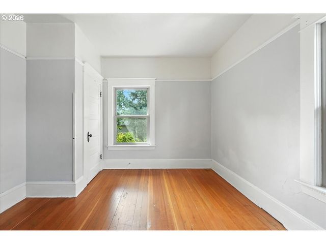 1917 Ne 10TH Ave Ne, Portland, OR 97212