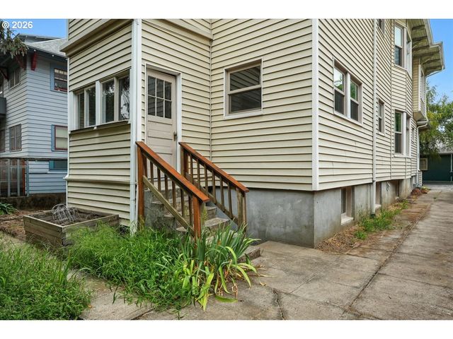 1917 Ne 10TH Ave Ne, Portland, OR 97212