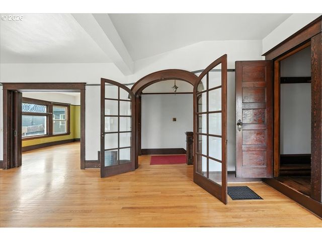 1917 Ne 10TH Ave Ne, Portland, OR 97212