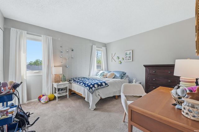 6515 Owl Tree Place, Fort Wayne, IN 46825