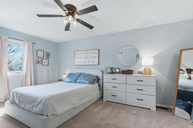 6515 Owl Tree Place, Fort Wayne, IN 46825