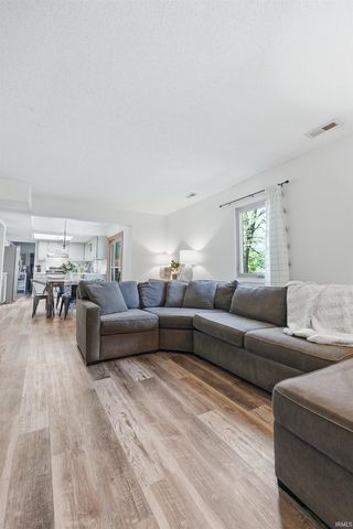 6515 Owl Tree Place, Fort Wayne, IN 46825